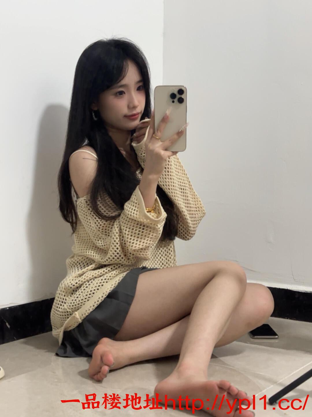 附近的大学生
