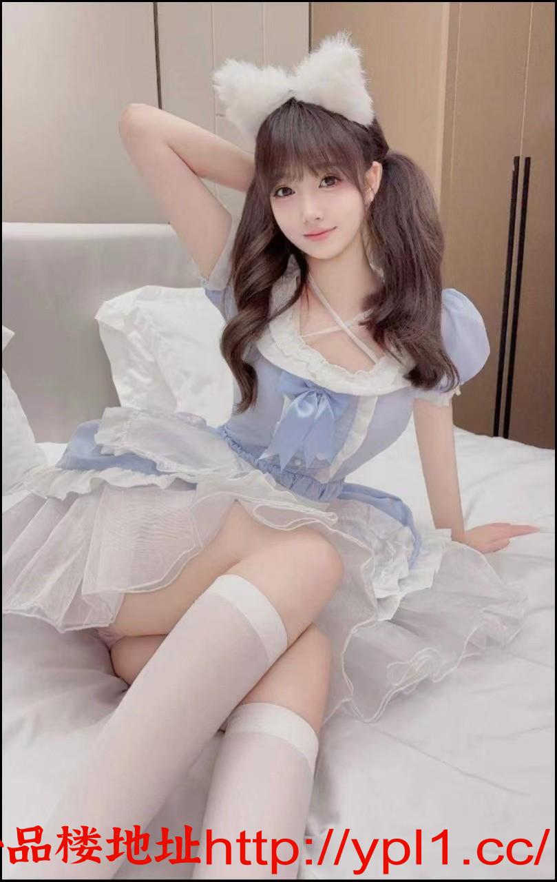丰满人妻