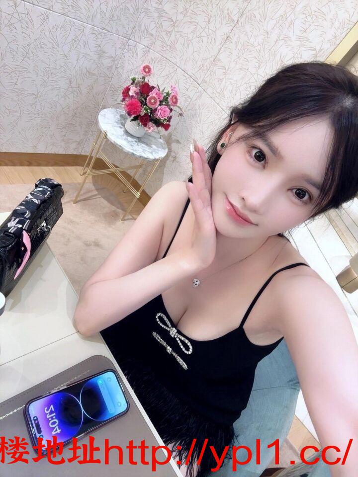 余杭丰满翘臀胸大水多骚妹