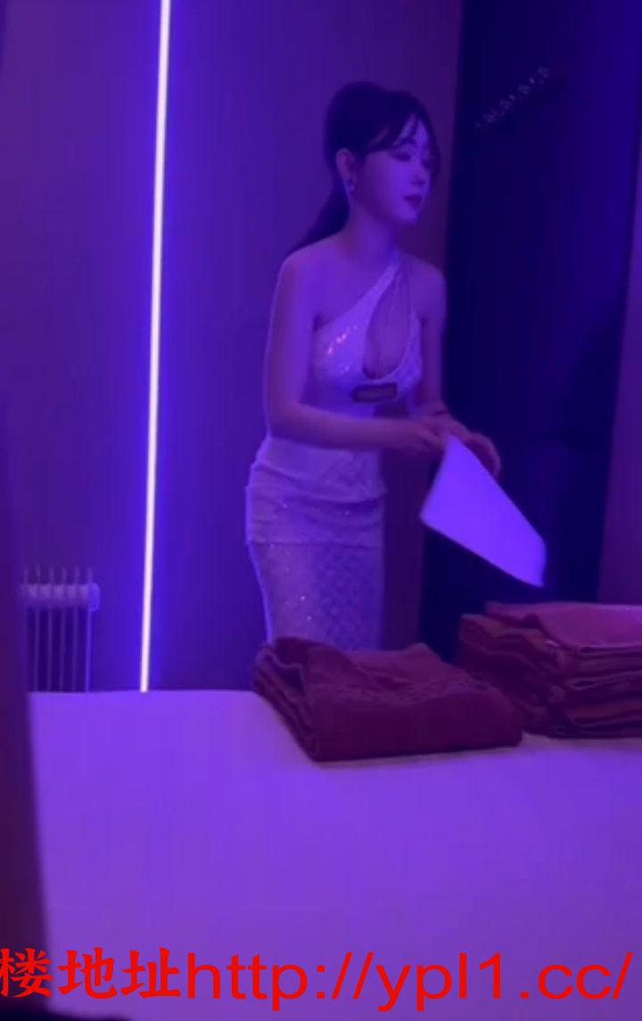 潇山顶级足疗店诱人小妖精