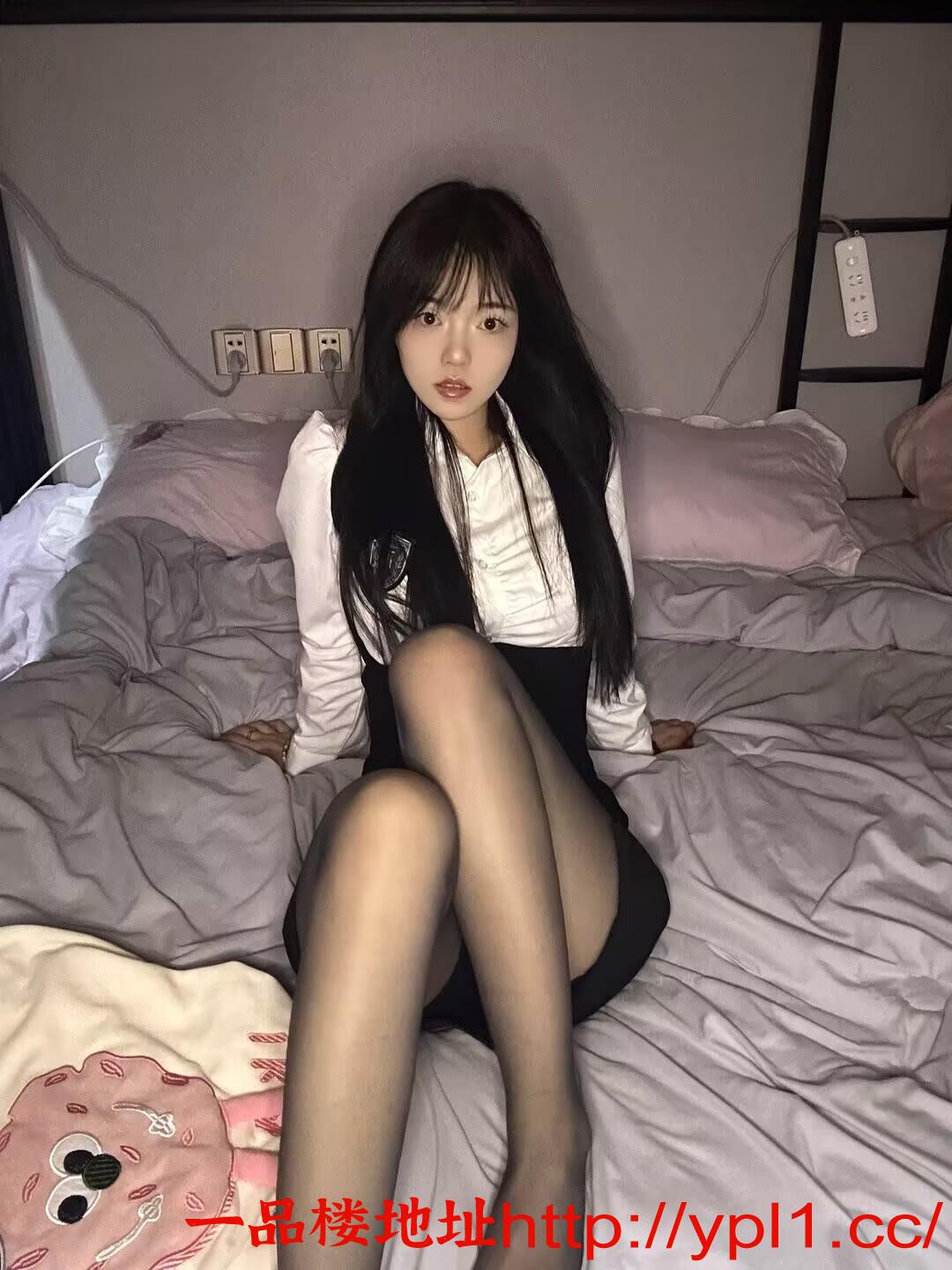 极品小嫩妹三点粉嫩B紧水多舞蹈小师妹