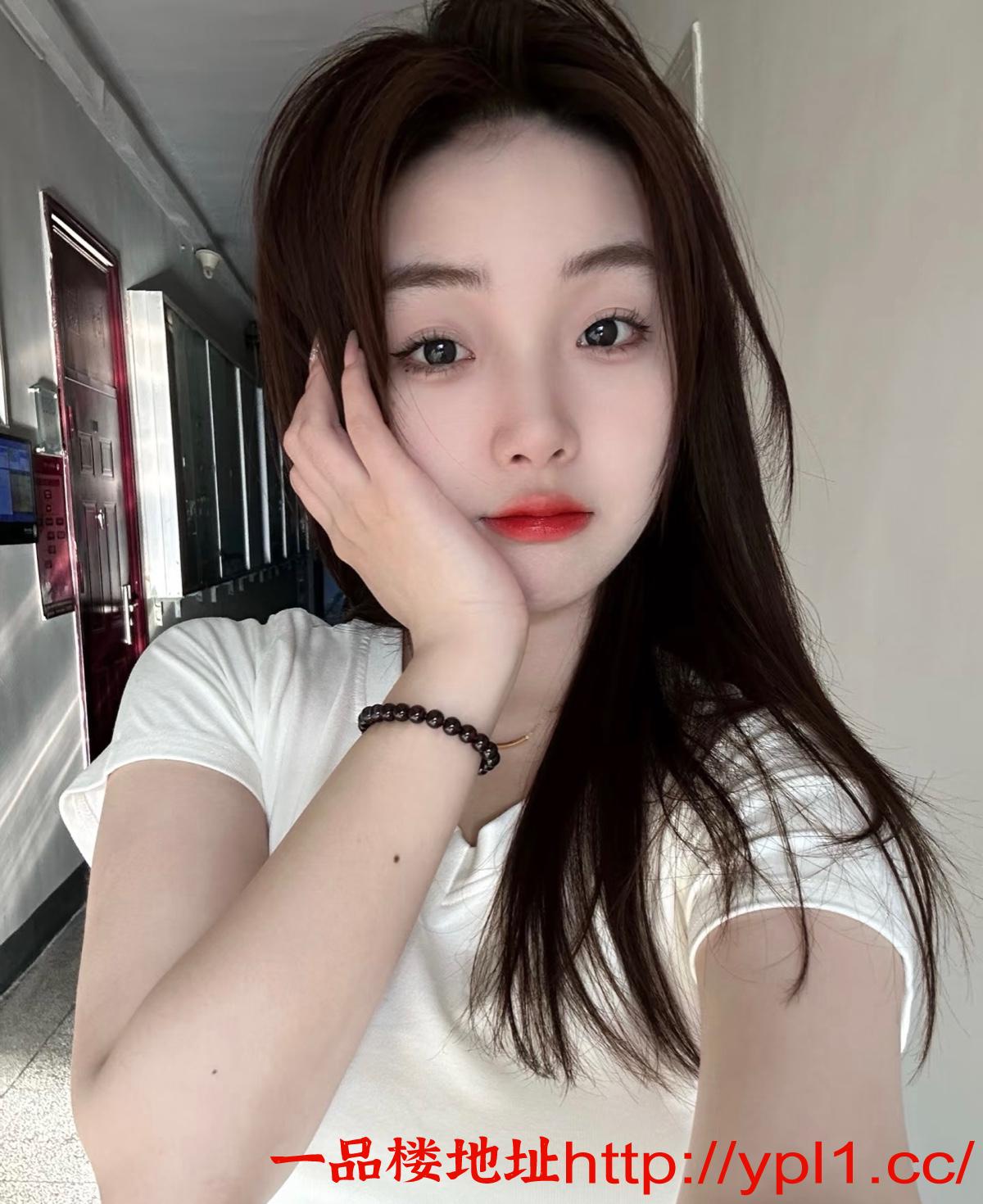 萌萌小妹