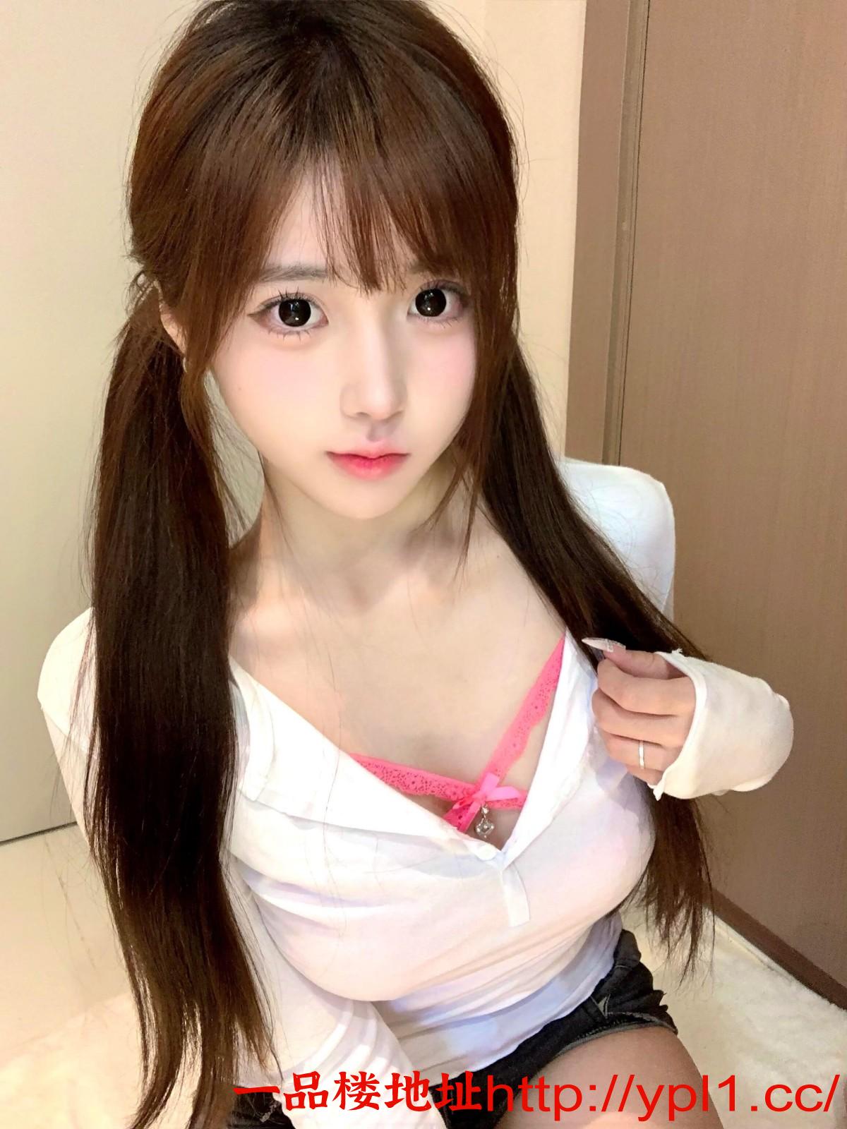 丰满小女人惹人爱