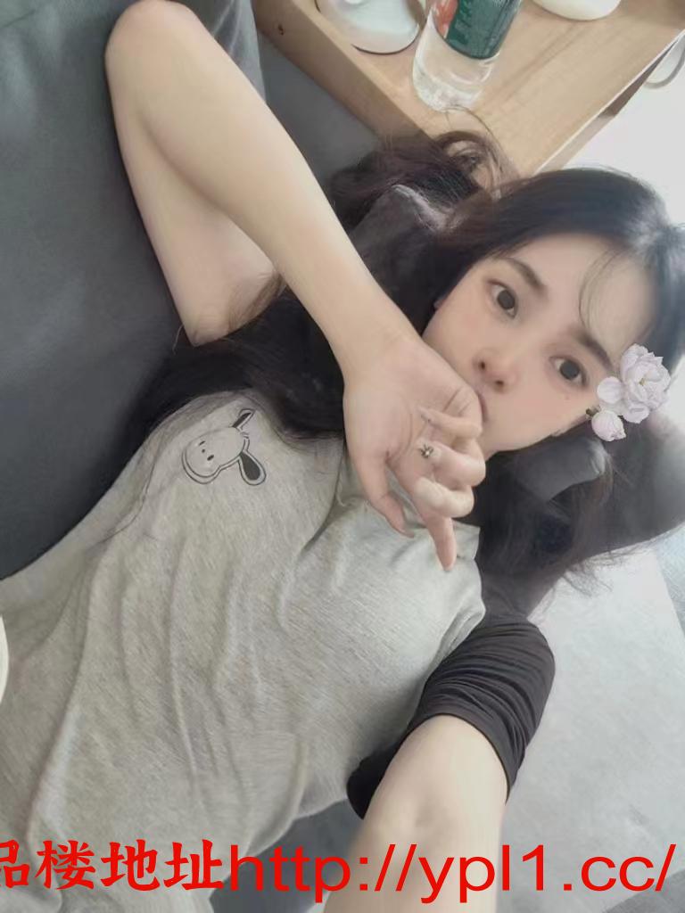 清纯女大短期兼职