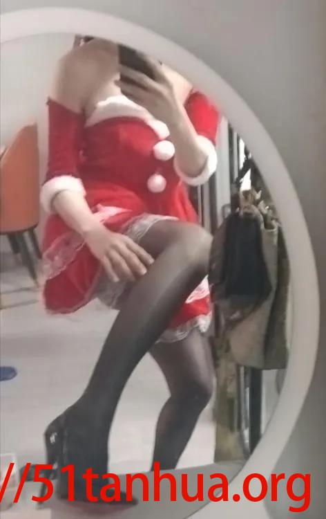 百变少妇